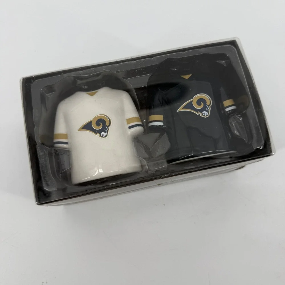 Los‎ Angeles Rams NFL Football Jersey Ceramic Salt and Pepper Shaker Set